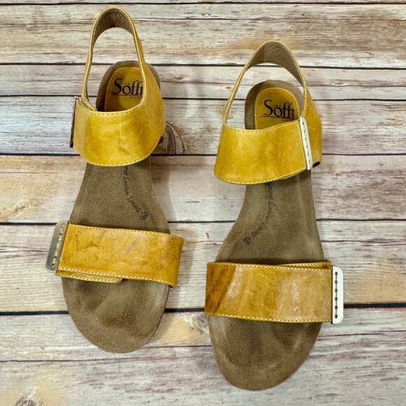 Sofft Womens Leather Mustard Yellow Open Toe Stacked Wedge Heel Sandals 9.5M - Picture 2 of 8